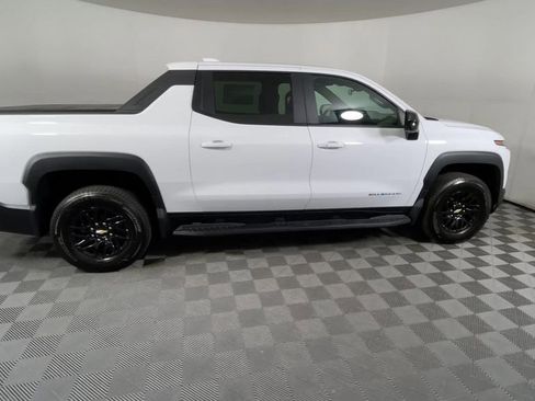 New 2024 Chevrolet Silverado EV W/T image 10