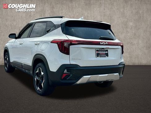 New 2025 Kia Seltos S image 8