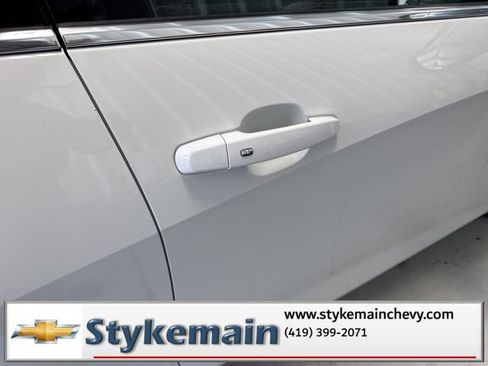 Used 2024 Chevrolet Malibu LT image 20