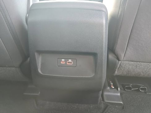 Used 2022 Nissan Frontier SV w/ Technology Package image 27