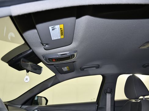 Used 2024 Hyundai Elantra SEL FWD image 39