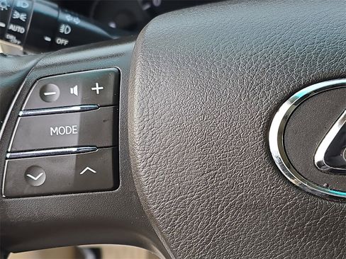 Used 2012 Lexus RX 350 AWD image 17