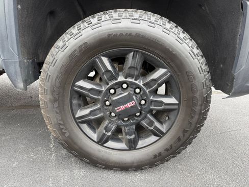 Used 2024 GMC Sierra 2500 AT4 w/ AT4 Premium Plus Package image 39