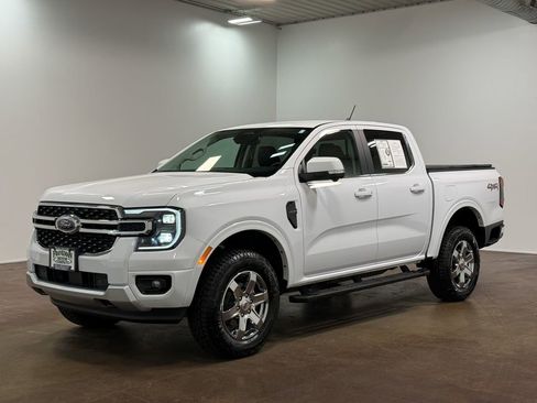 Used 2025 Ford Ranger Lariat w/ Advanced Towing Package image 7