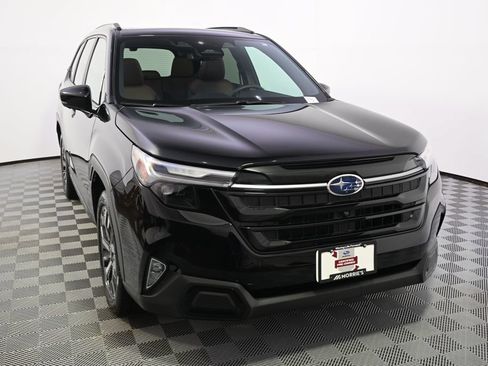 Used 2026 Subaru Forester Touring AWD/4WD image 9
