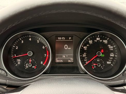 Used 2017 Volkswagen Passat 1.8T R-Line w/ R-Line Lighting Package FWD image 32