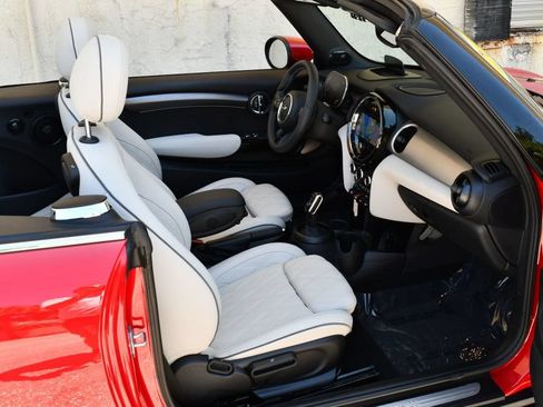 Used 2024 MINI Cooper S FWD image 64