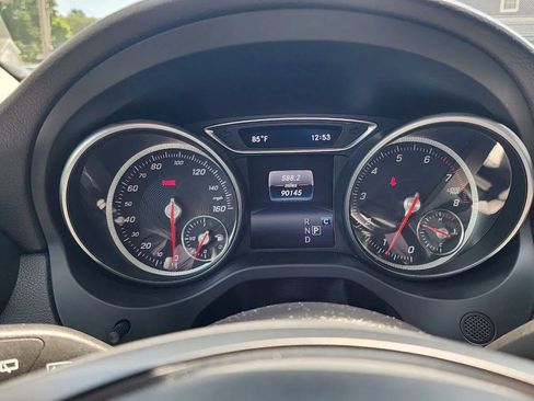 Used 2020 Mercedes-Benz GLA 250 4MATIC image 20