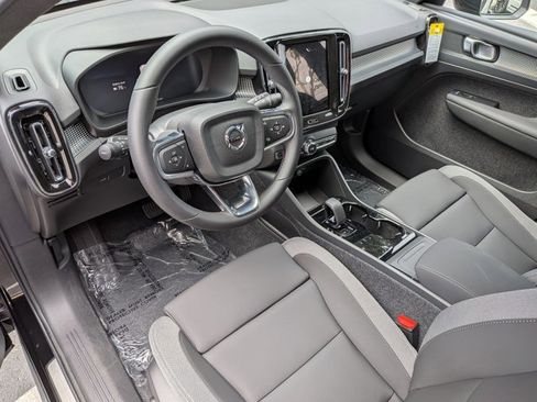 New 2026 Volvo EX40 Plus w/ Climate Package image 3