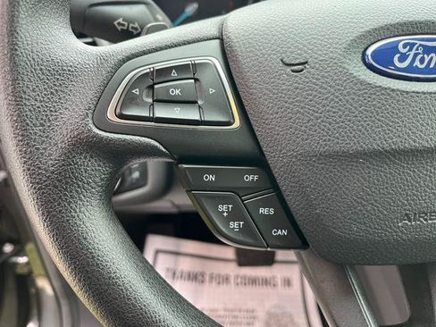 Used 2017 Ford Escape SE FWD image 26