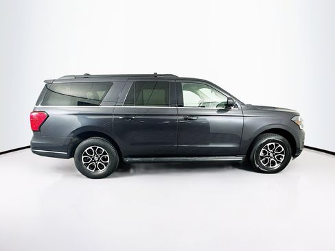 Used 2024 Ford Expedition Max XLT image 10