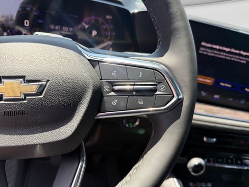 New 2026 Chevrolet Suburban LT w/ Advanced Technology Package RWD image 25