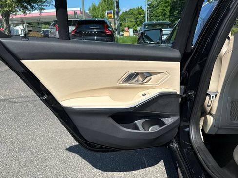 Used 2022 BMW 330i xDrive Sedan w/ Premium Package 2 AWD/4WD image 24
