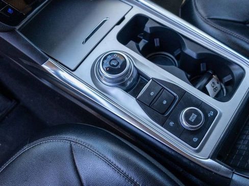 Used 2021 Ford Explorer Limited w/ Equipment Group 301A image 44