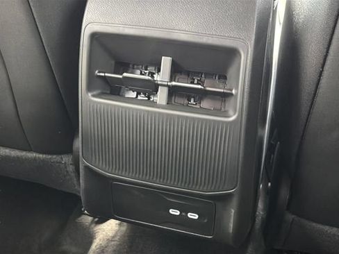 New 2026 Jeep Cherokee Limited AWD/4WD image 31