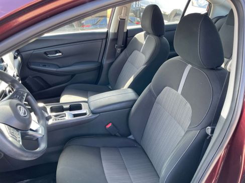 Used 2025 Nissan Sentra SV FWD image 35