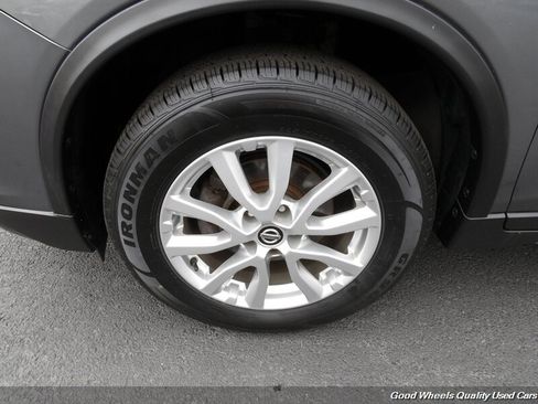 Used 2020 Nissan Rogue SV AWD/4WD image 11