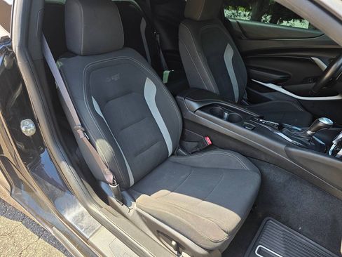 Used 2017 Chevrolet Camaro SS RWD image 29
