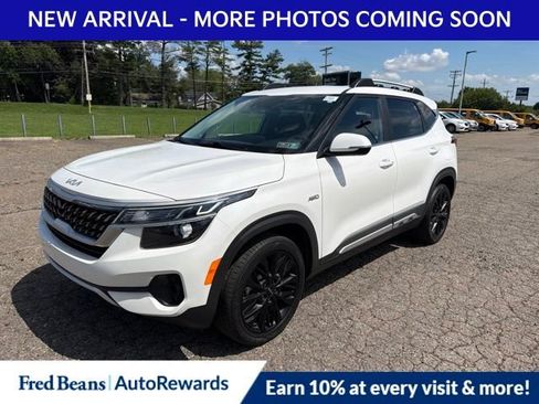 Used 2022 Kia Seltos Nightfall Edition AWD/4WD image 3