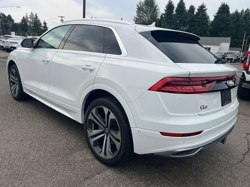 Used 2019 Audi Q8 Prestige AWD/4WD image 5