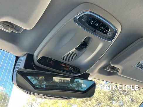 Certified 2021 Volvo XC90 T5 Momentum w/ Protection Package Premier image 20