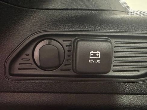 Used 2024 Jeep Grand Cherokee Limited AWD/4WD image 13