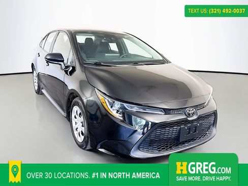 Used 2022 Toyota Corolla LE image 1