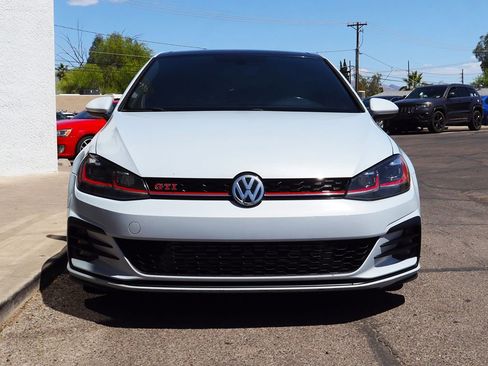 Used 2019 Volkswagen GTI SE w/ SE Experience Package image 16