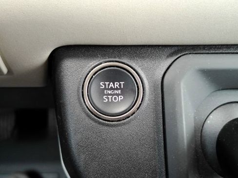 Used 2023 Land Rover Defender 110 SE AWD/4WD image 46