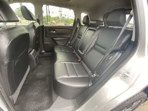 Used 2023 Nissan Rogue SV w/ SV Premium Package AWD/4WD image 22