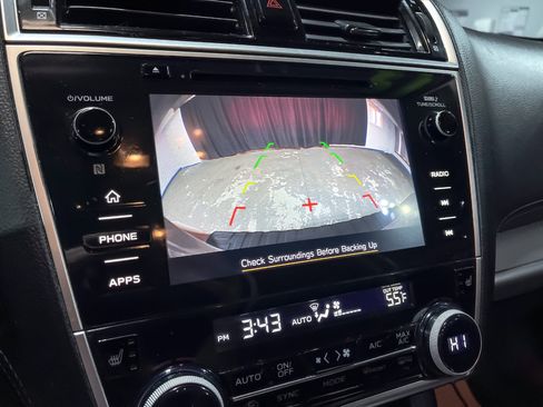 Used 2019 Subaru Outback 2.5i Premium image 32