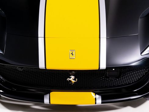 Used 2021 Ferrari 812 GTS image 44