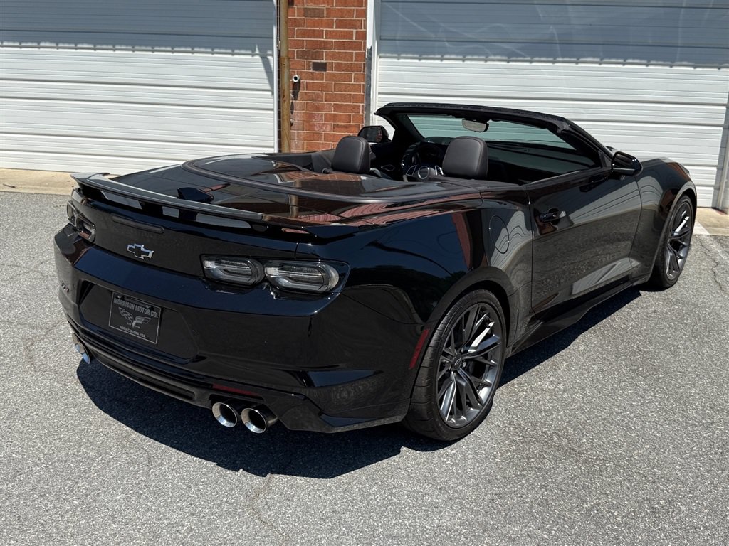 Used 2023 Chevrolet Camaro ZL1 RWD image 39