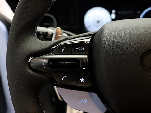 New 2025 Hyundai Elantra N image 13