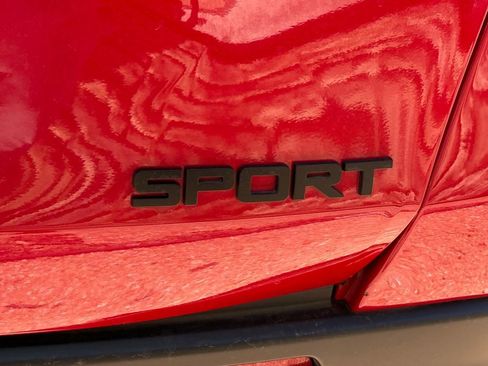Used 2024 Honda HR-V Sport image 9