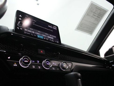 Used 2024 Honda CR-V Sport Touring image 16