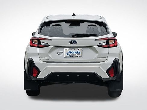 Used 2024 Subaru Crosstrek 2.0i w/ Crosstrek Mirror Package image 7