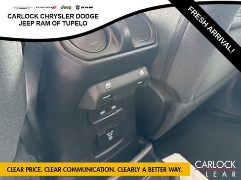 Used 2025 Jeep Wrangler Sahara w/ Safety Group image 31