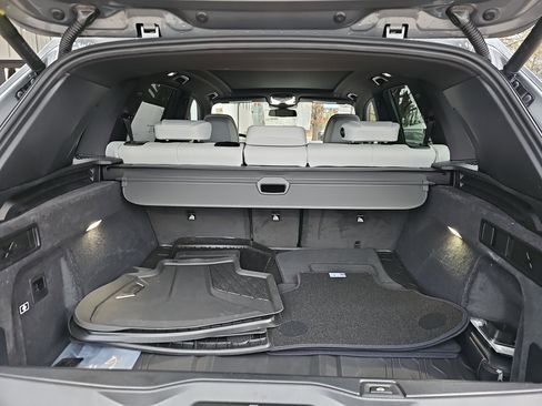 New 2026 BMW X5 xDrive40i w/ M Sport Package image 14