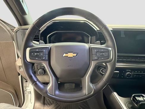 Used 2024 Chevrolet Silverado 1500 LTZ AWD/4WD image 10