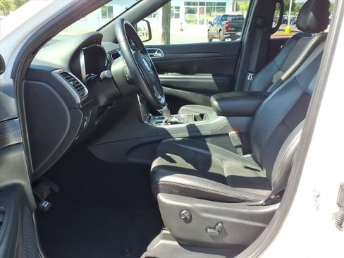 Used 2021 Jeep Grand Cherokee Laredo X RWD image 20