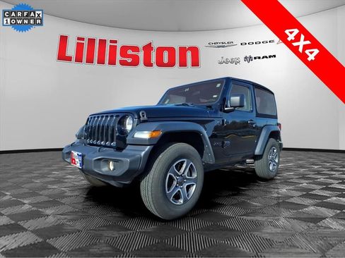 Used 2023 Jeep Wrangler Sport S image 3
