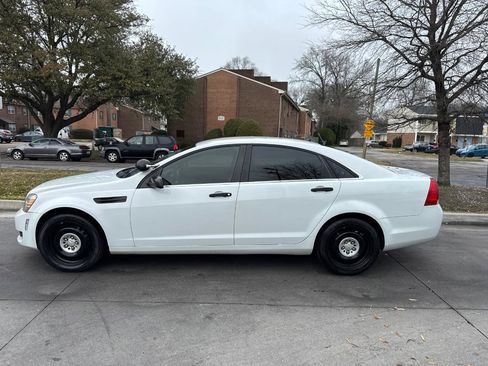 Used 2013 Chevrolet Caprice image 3