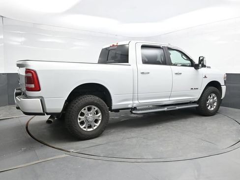 Used 2024 RAM 2500 Laramie AWD/4WD image 7