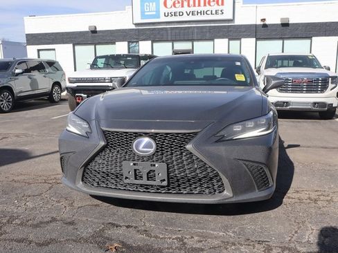 Used 2022 Lexus ES 300h F Sport image 6