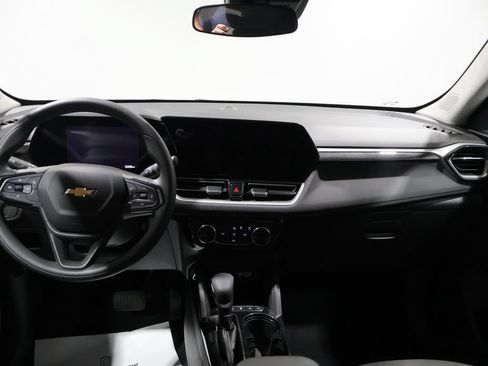 Used 2026 Chevrolet TrailBlazer LT w/ Driver Confidence Package AWD/4WD image 15