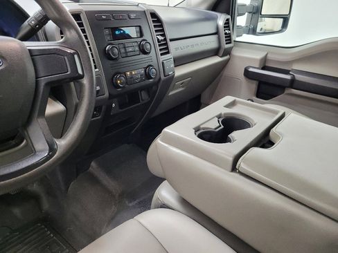 Used 2019 Ford F250 XL image 26