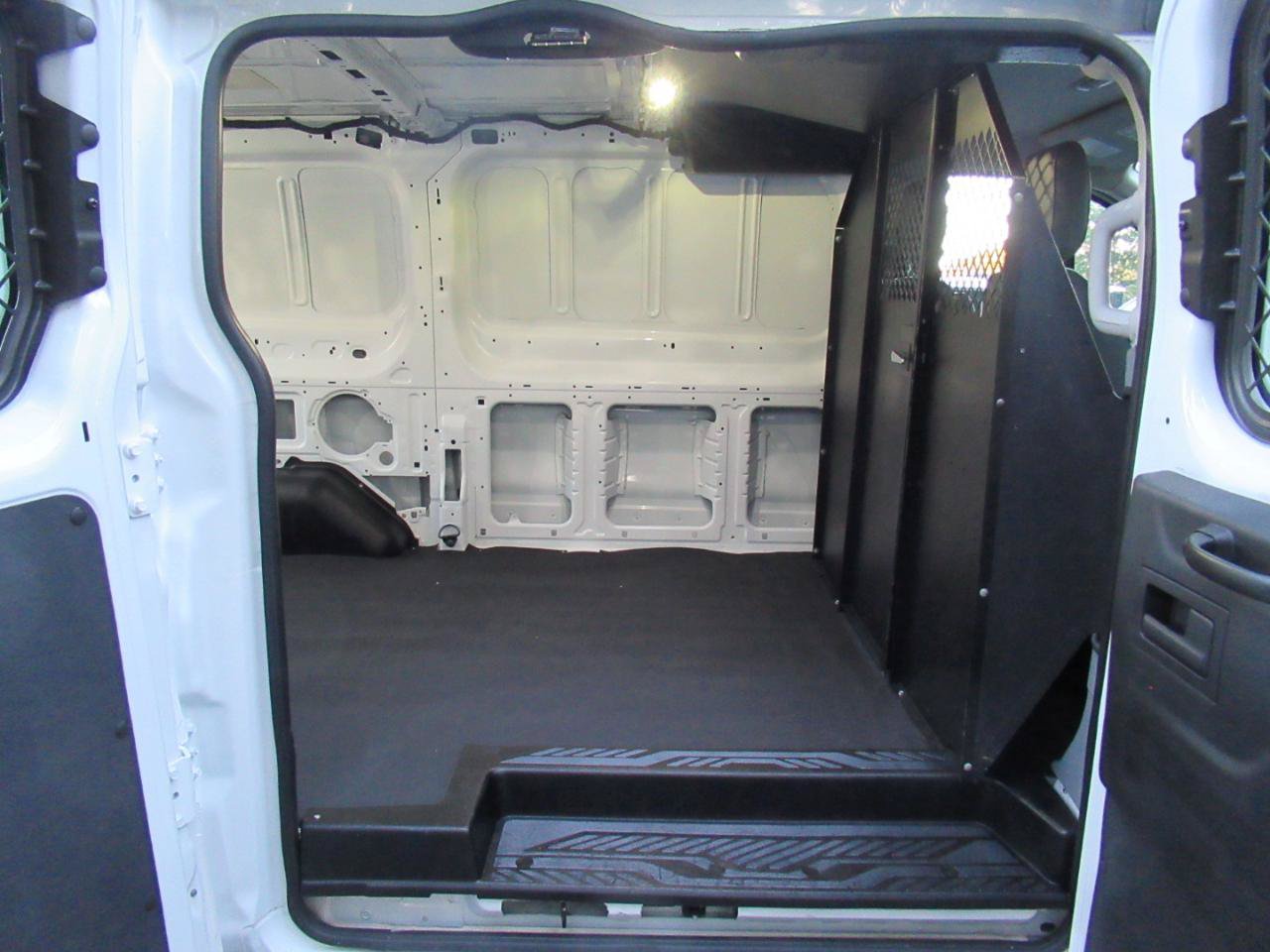 Used 2018 Ford Transit 250 130 Low Roof RWD image 16