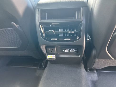 New 2025 Jeep Grand Cherokee Laredo X w/ Luxury Tech Group I image 26