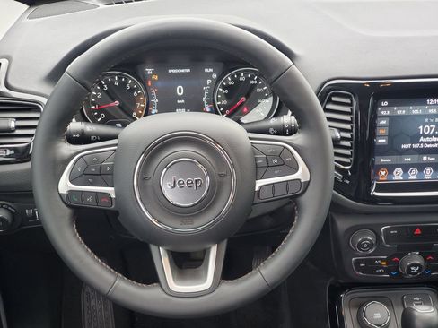 Used 2019 Jeep Compass Limited AWD/4WD image 23